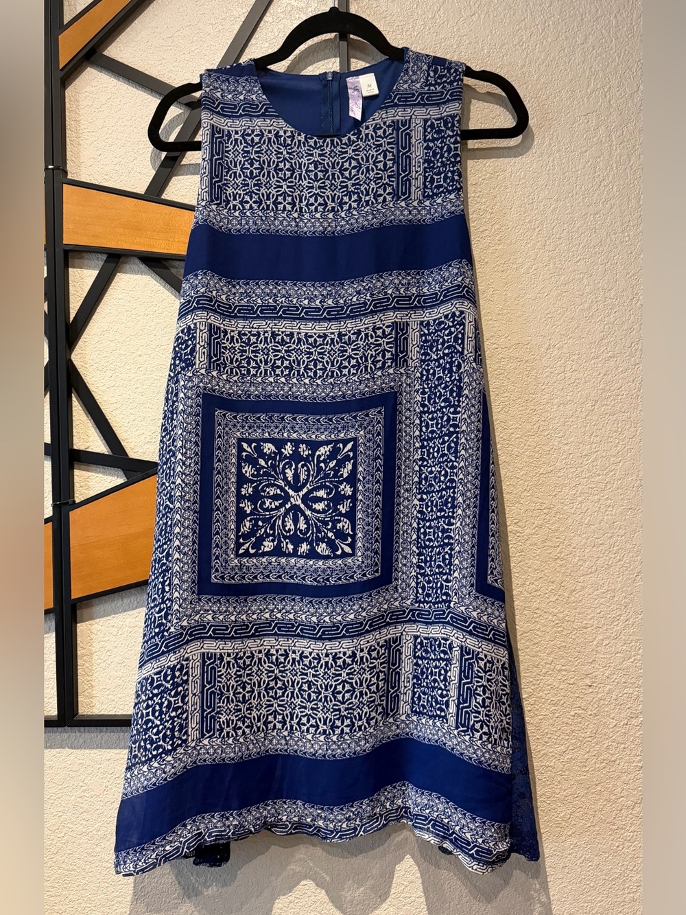Sleeveless Blue and White Patterned A-Line Dress